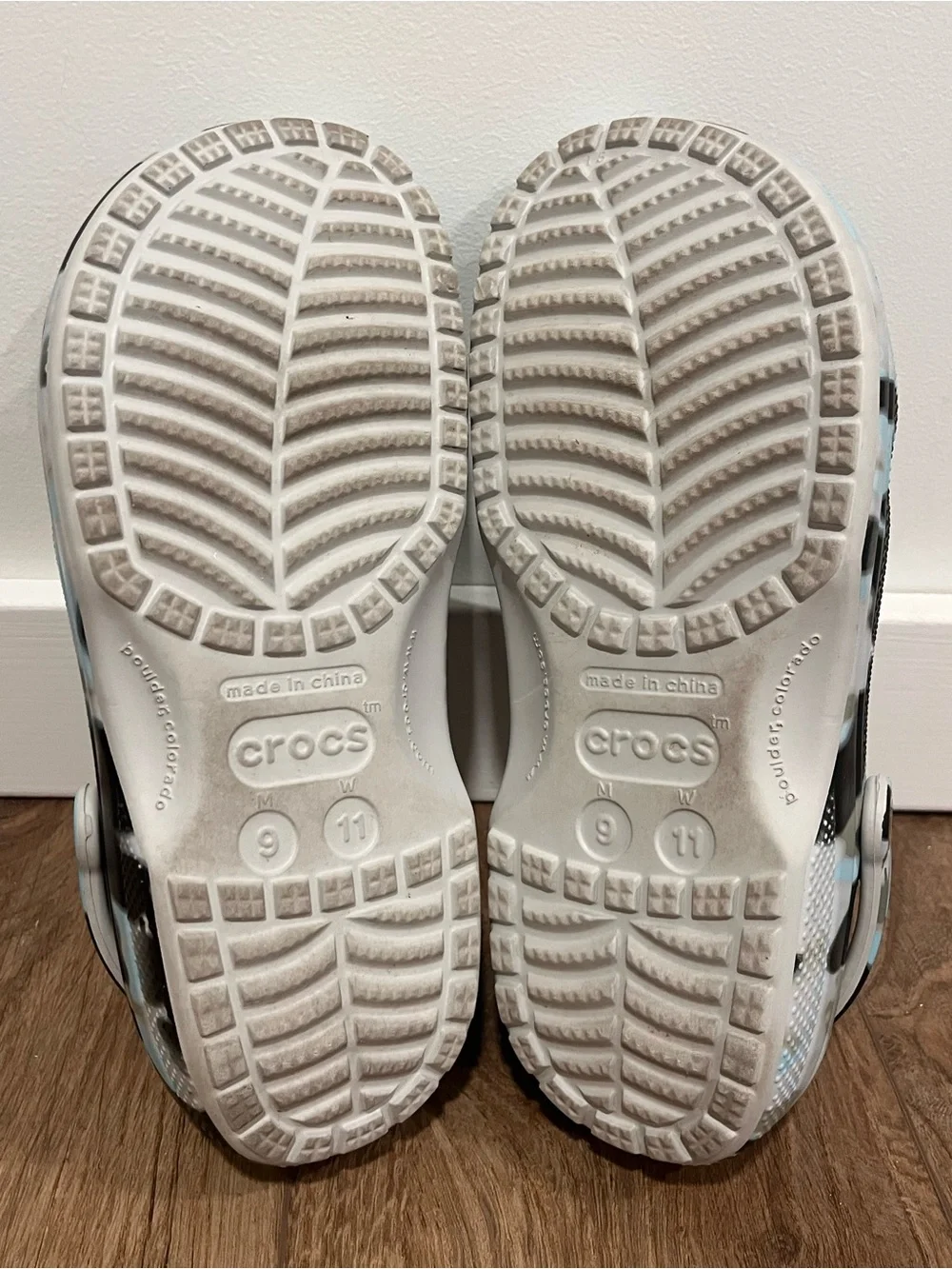 Crocs Classic Clog Marbled Camo Slip-On Comfort Shoes | Men’s 9/Women’s 11